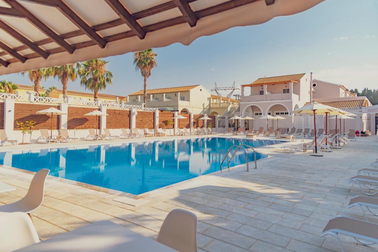 Aparthotel La Playa Grande Kávos